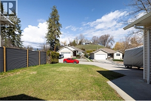 3767 Glover Avenue E - Photo 25