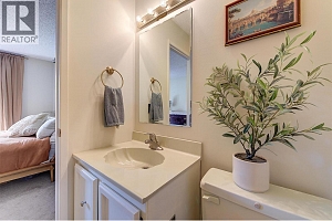 983 Bernard Avenue Unit# 205 - Photo 25