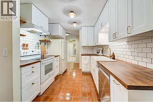 983 Bernard Avenue Unit# 205 - Photo 9