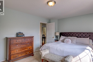 1853 Glenhaven Crescent - Photo 17