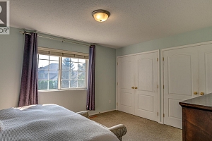 1853 Glenhaven Crescent - Photo 18