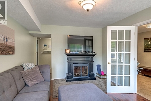 1853 Glenhaven Crescent - Photo 27
