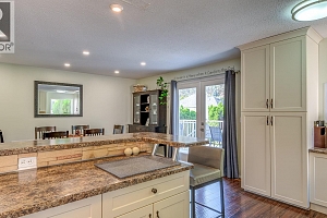 1853 Glenhaven Crescent - Photo 6