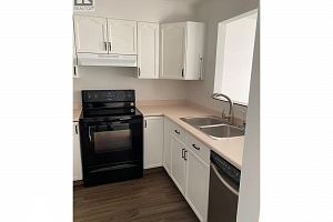 1607 43 Avenue Unit# 304 Lot# SL 10 - Photo 17