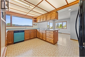 1445 Glenview Avenue - Photo 11