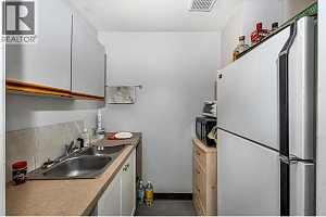 2903 43 Avenue - Photo 30