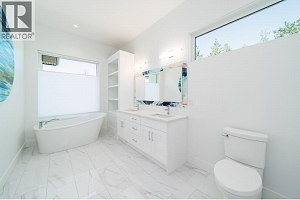 4451 Hayes Road - Photo 39