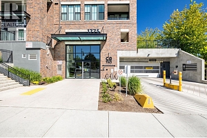 1775 Chapman Place Unit# 221 - Photo 2