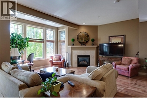 1795 Country Club Drive Unit# 105 - Photo 15