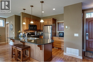 1795 Country Club Drive Unit# 105 - Photo 9