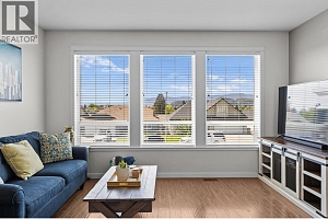 311 Poonian Street - Photo 16