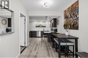 311 Poonian Street - Photo 20