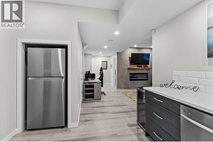 311 Poonian Street - Photo 23