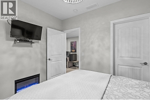 311 Poonian Street - Photo 24