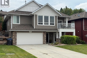 311 Poonian Street - Photo 39
