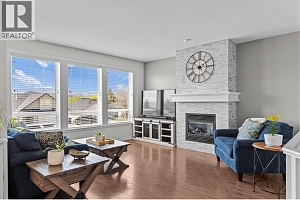 311 Poonian Street - Photo 9