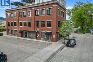 2720 Tutt Street - Photo 2