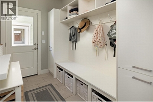 351 Hillside Avenue - Photo 9