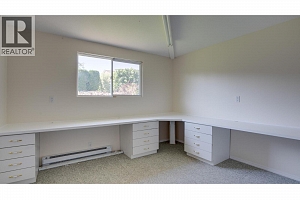 653 6th Street - Photo 20
