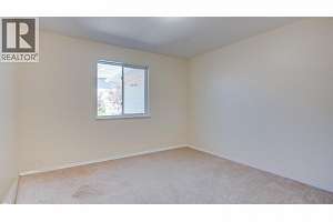 653 6th Street - Photo 22