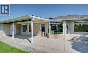 653 6th Street - Photo 3