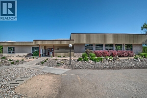 653 6th Street - Photo 37