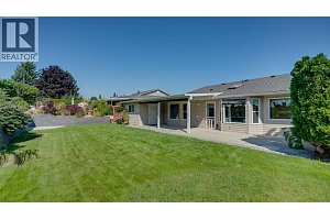 653 6th Street - Photo 4