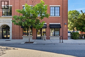 565 Osprey Avenue - Photo 3