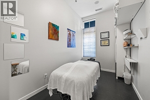 565 Osprey Avenue - Photo 34