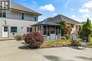 1687 Spruceglen Drive - Photo 14