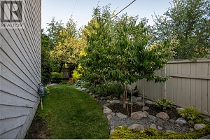 217 Franklyn Road Unit# 17 - Photo 26