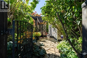 2410 Abbott Street Unit# 4 - Photo 77