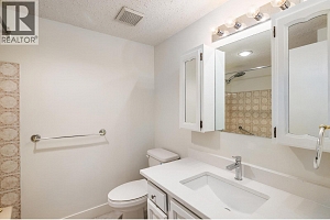 555 Rowcliffe Avenue Unit# 307 - Photo 12