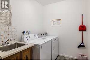 555 Rowcliffe Avenue Unit# 307 - Photo 17