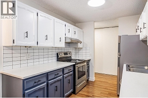 555 Rowcliffe Avenue Unit# 307 - Photo 2