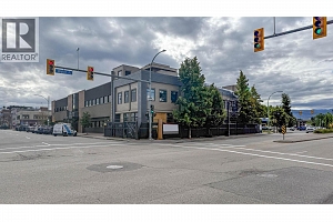 1659 Water Street - Photo 2