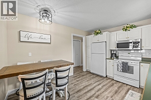 1085 Tamarack Drive - Photo 12