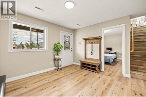5749 MacKenzie Road - Photo 4