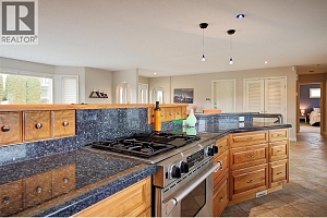 8804 Mariposa Place - Photo 14