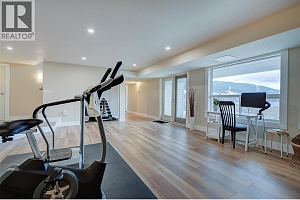 8804 Mariposa Place - Photo 34