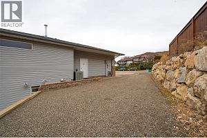8804 Mariposa Place - Photo 45