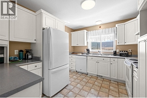 2171 Amundsen Road - Photo 16