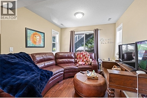 2171 Amundsen Road - Photo 41