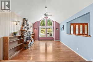 995 Shuswap River Drive - Photo 23