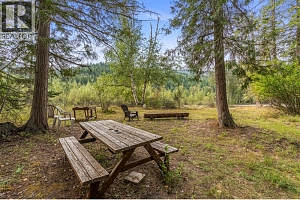 995 Shuswap River Drive - Photo 58