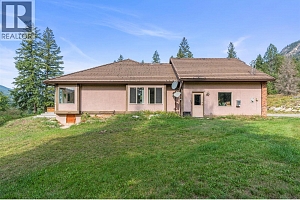 995 Shuswap River Drive - Photo 6