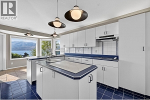 3715 Lornell Crescent - Photo 10