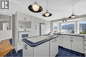 3715 Lornell Crescent - Photo 12