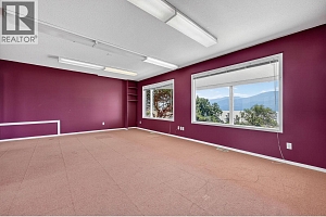 3715 Lornell Crescent - Photo 43
