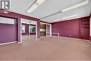 3715 Lornell Crescent - Photo 44